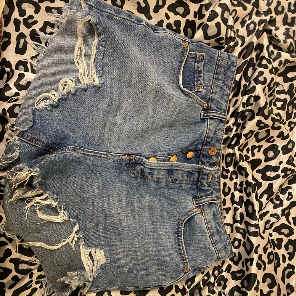 Women’s size 6 Jean shorts
